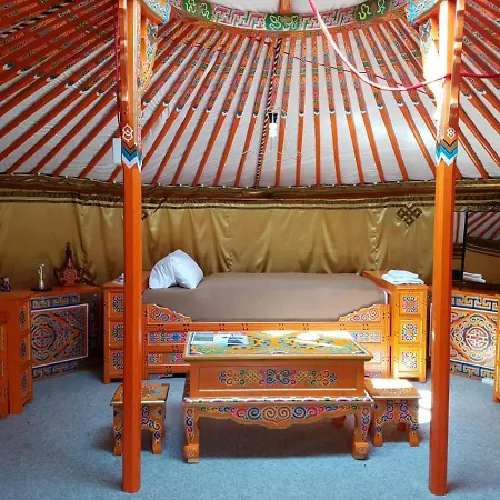 Penzion New Nomads 3*